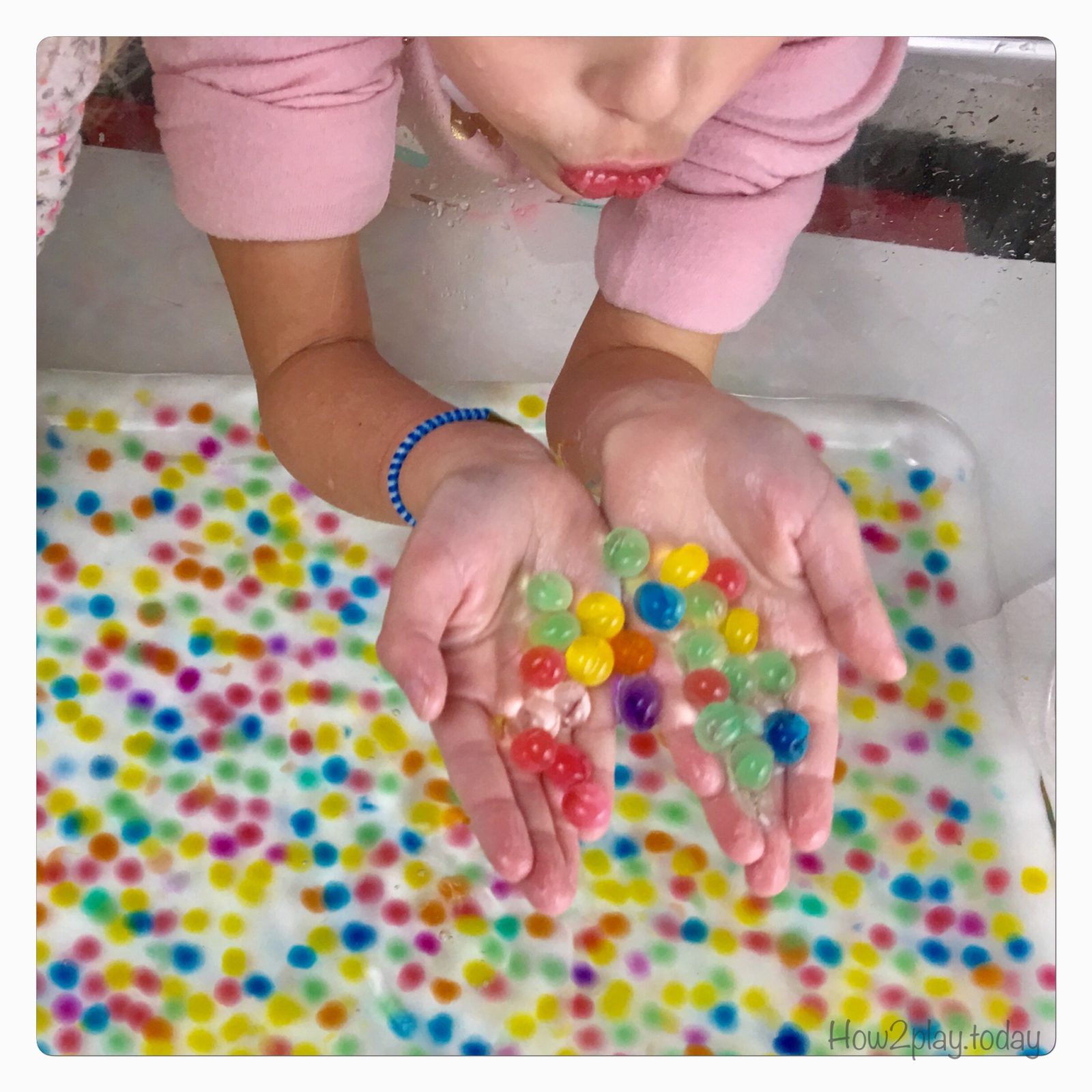 Water Beads - How2Play.Today