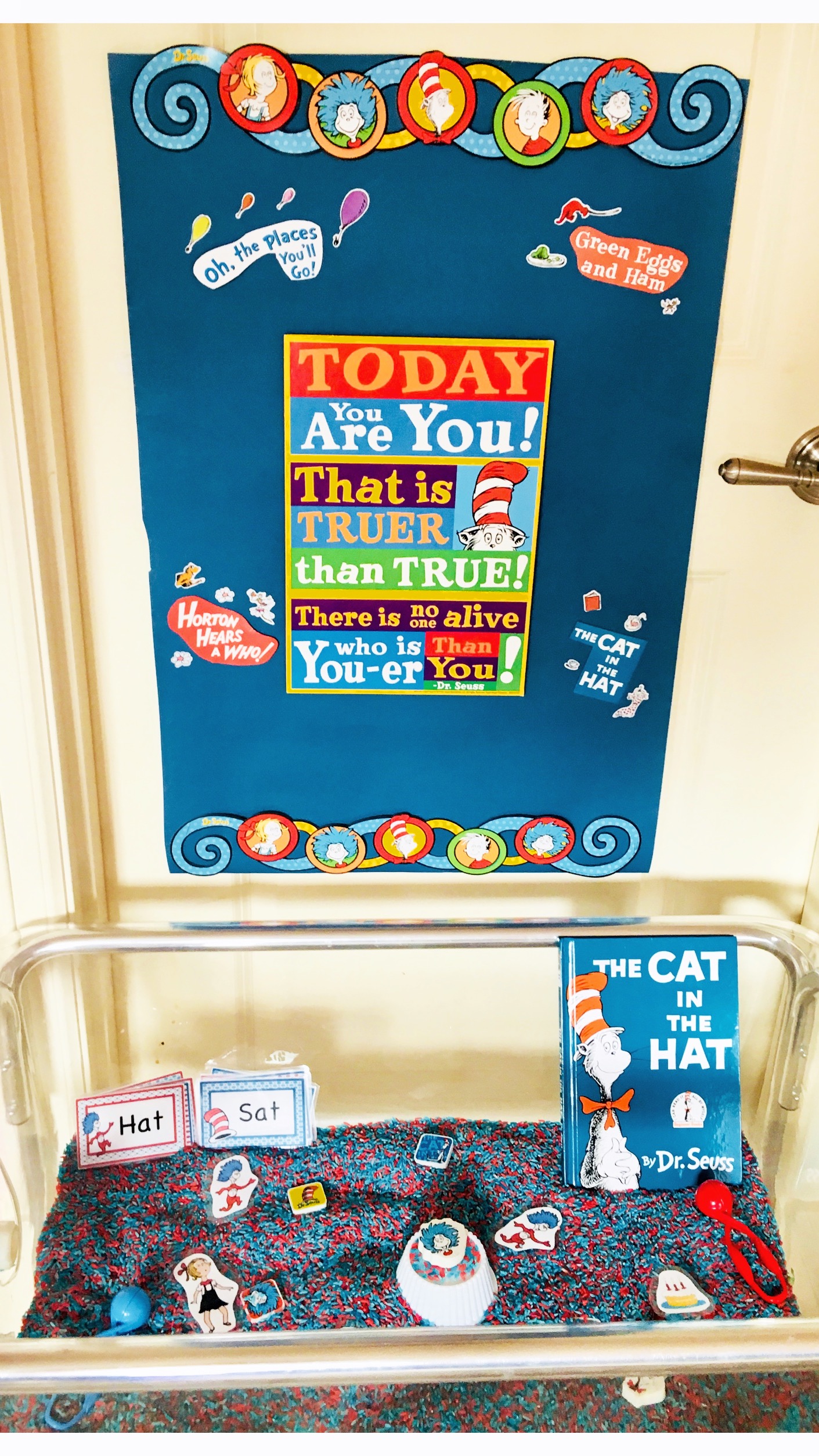 💙 The Cat In The Hat Sensory Bin ❤️ With Dr. Seuss’s Birthday just around the corner and Read Across America Day quickly approaching, I thought I’d share some of our favorite Dr. Seuss Inspired play! 💙 Sensory bins, Cat in the Hat hats, name tags, playroom decor, etc